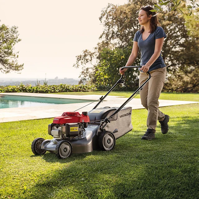 Izy HRG 416 PK Petrol Lawnmower