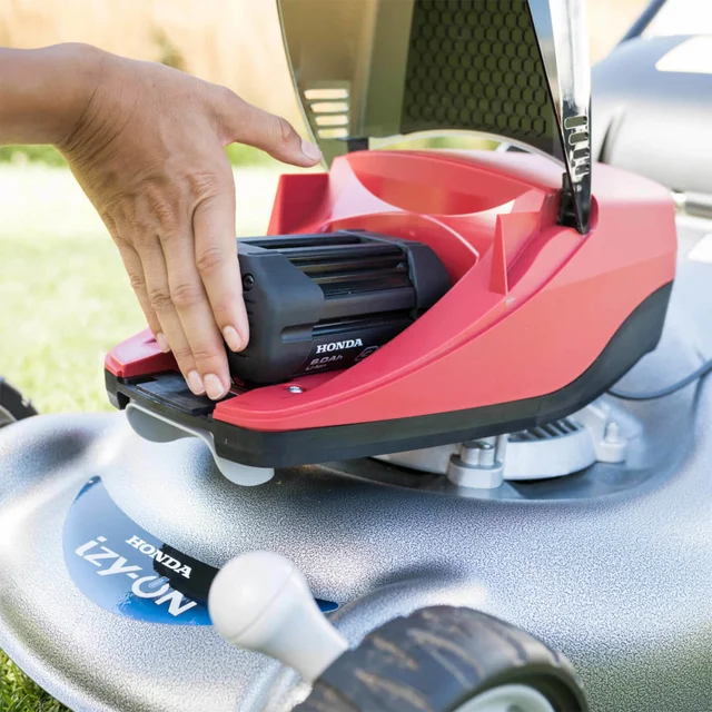 HRG 416 XB Cordless Lawnmower Inc. Cordless Lawn Trimmer + 4Ah Battery & Fast Charger